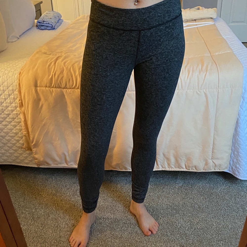 Under Armour Women's Black Leggings